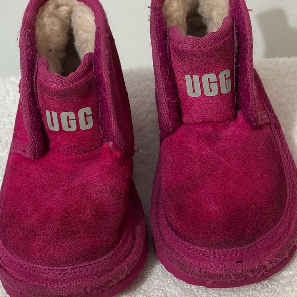 UGG Neumel EZ-Fit Toddler size 8C Boots - Picture 3 of 10